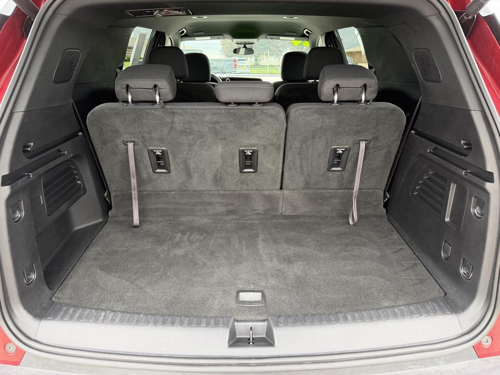 2024 Chevrolet Traverse 2LT - Photo 9