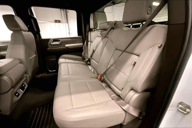 2025 Chevrolet Silverado 3500HD LTZ - Photo 24
