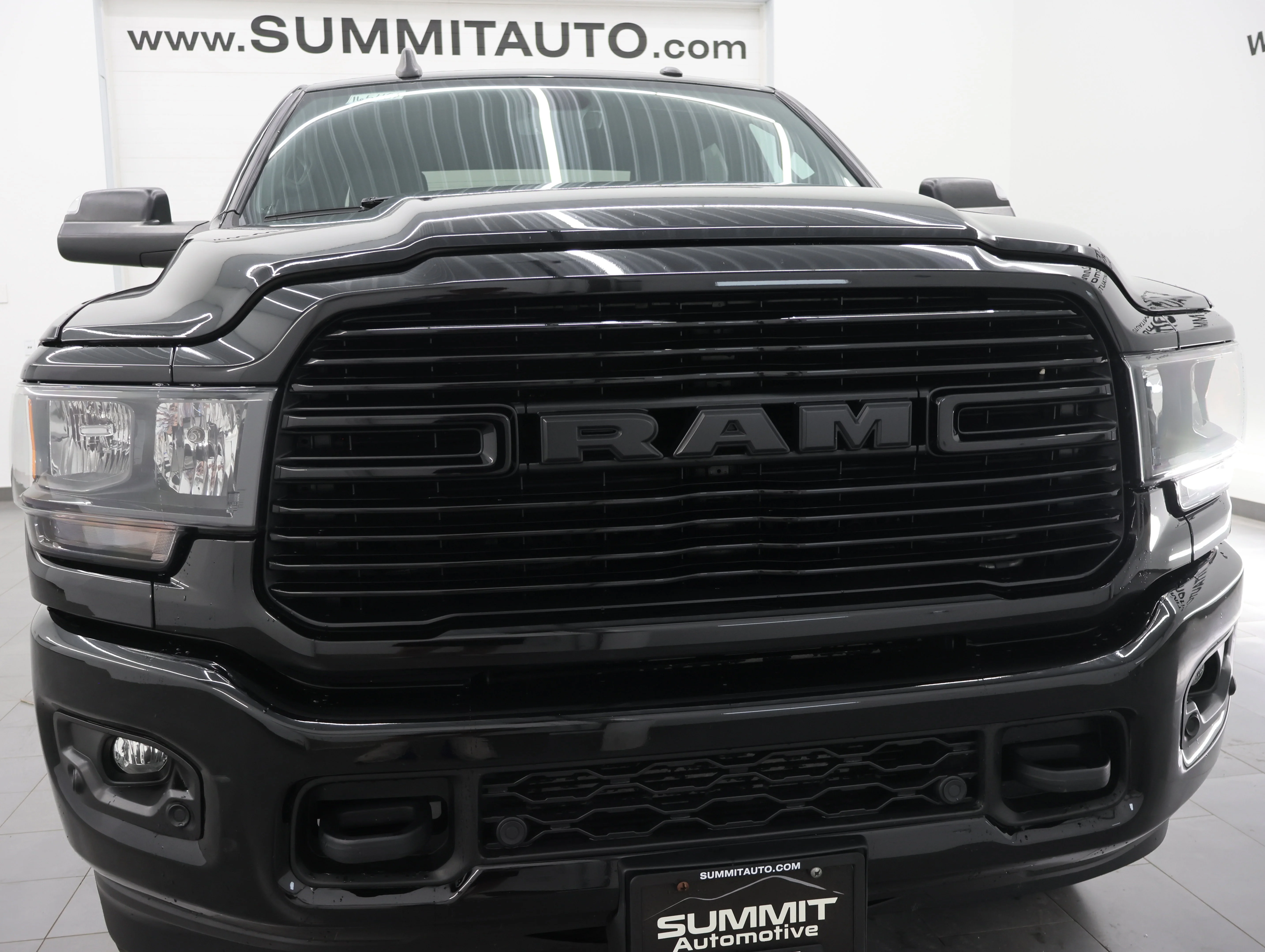 Used 2020 Diamond Black Crystal Pearlcoat Ram Big Horn image 22