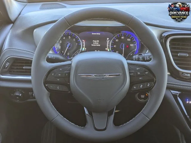 2026 Chrysler Pacifica Limited - Photo 14