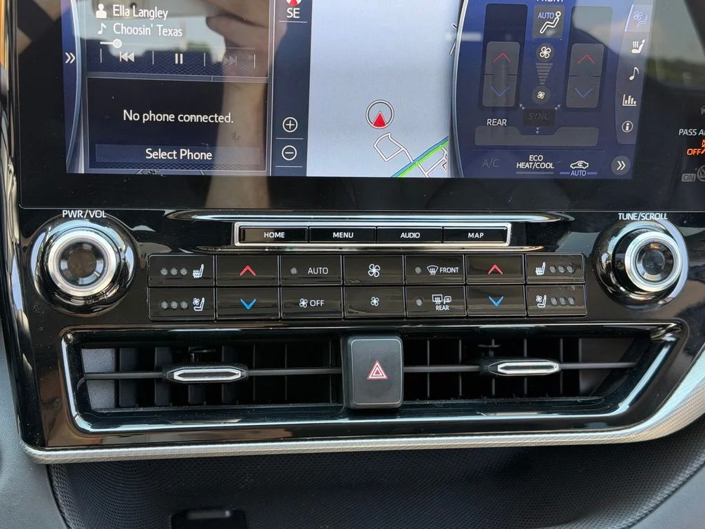Used 2021 Gray Toyota Platinum image 15