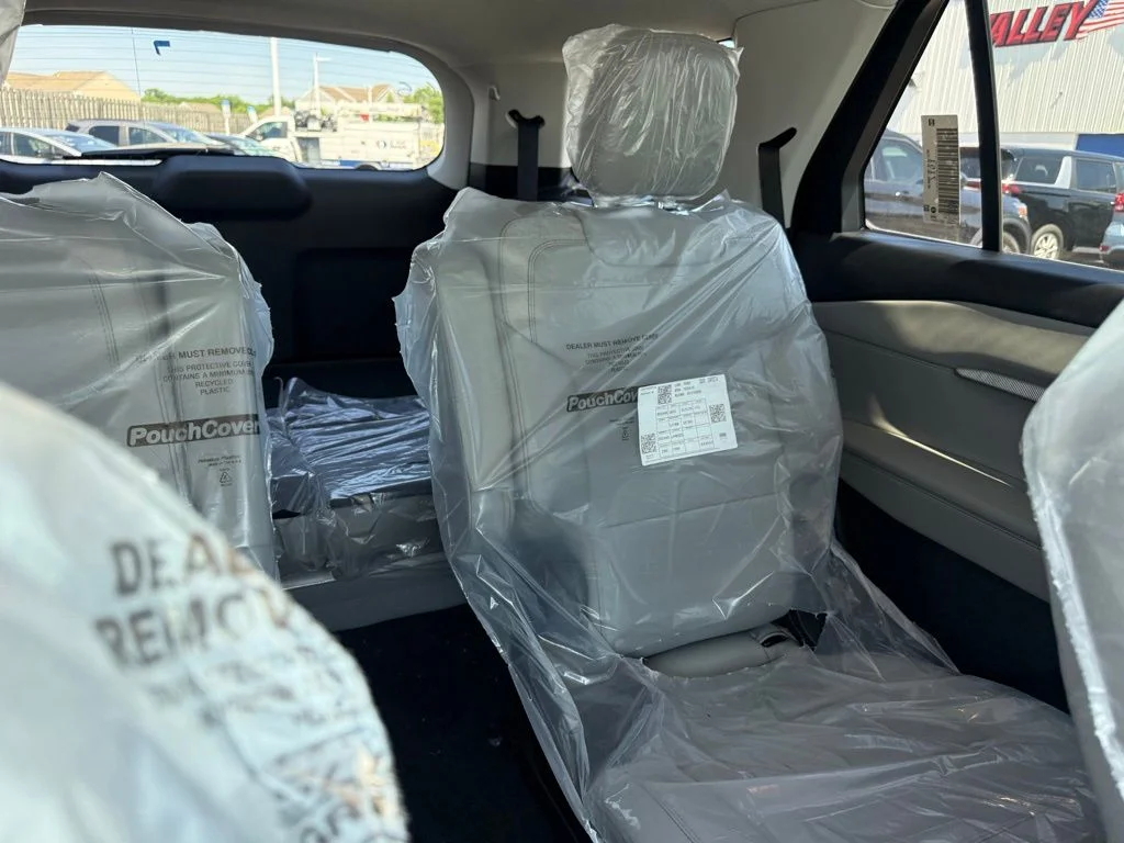 New 2026 Vapor Blue Metallic Ford Active image 60
