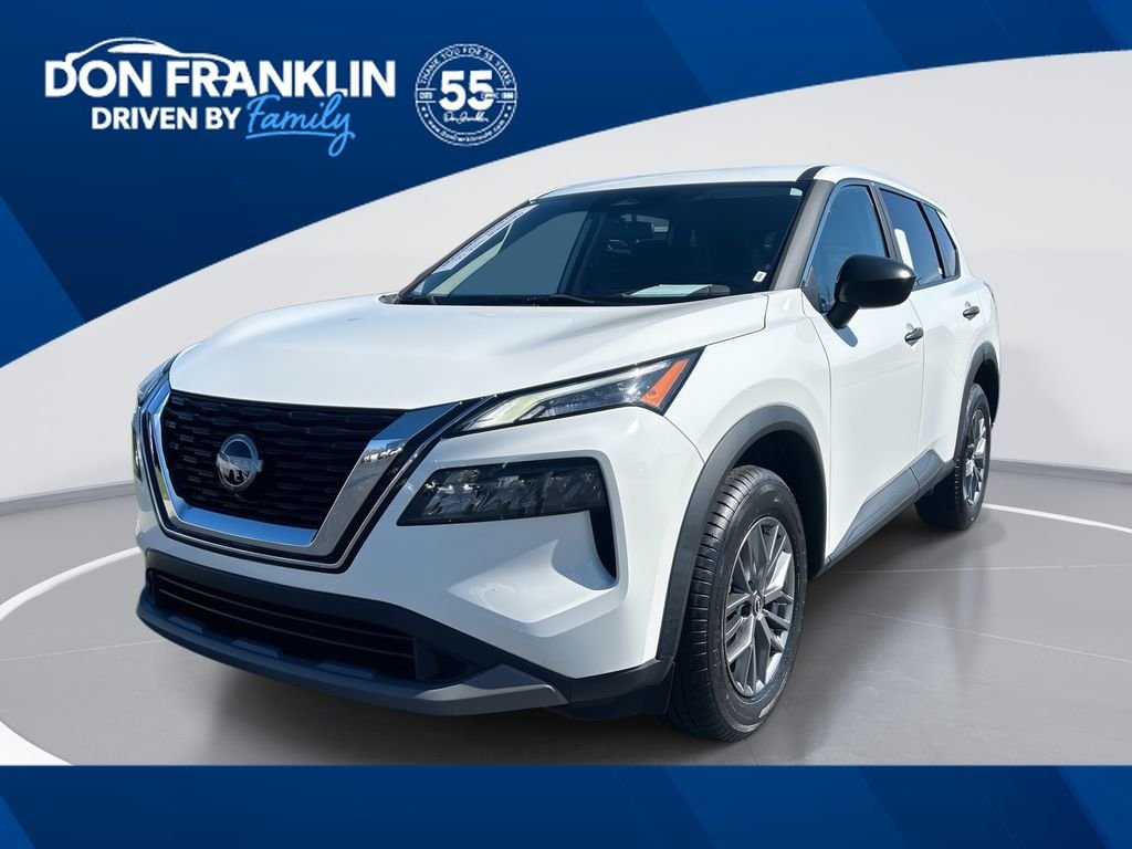 Used 2023 White Nissan S image 1