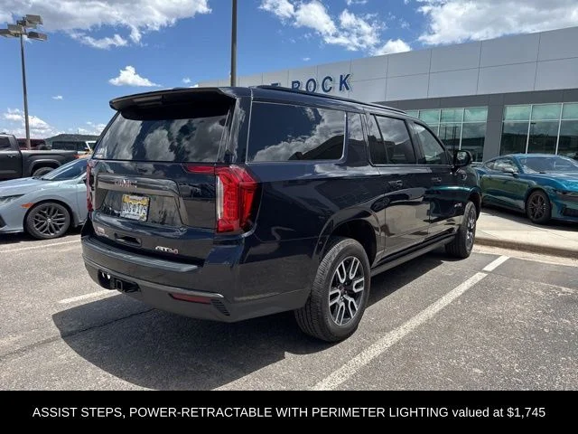 Used 2023 Blue GMC AT4 image 3