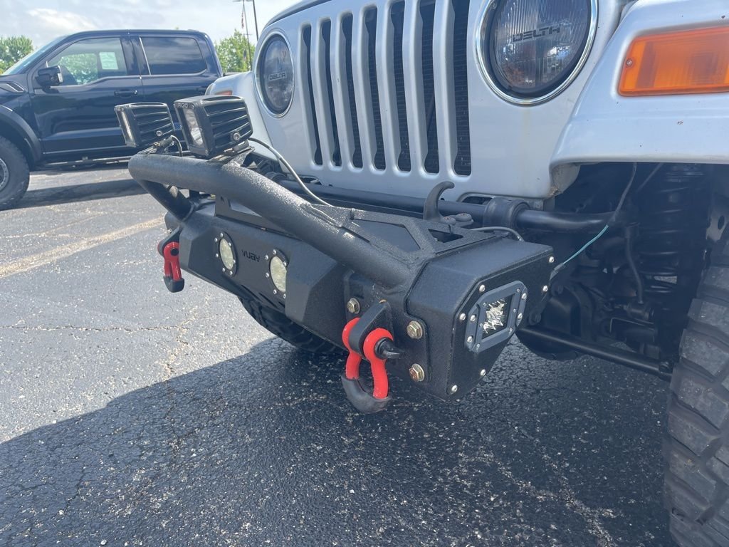 Used 2006 Silver Jeep Rubicon image 11