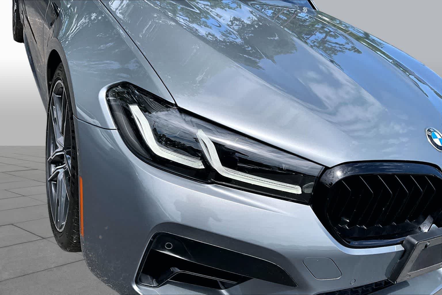 Used 2023 Skyscraper Grey Metallic BMW  image 28