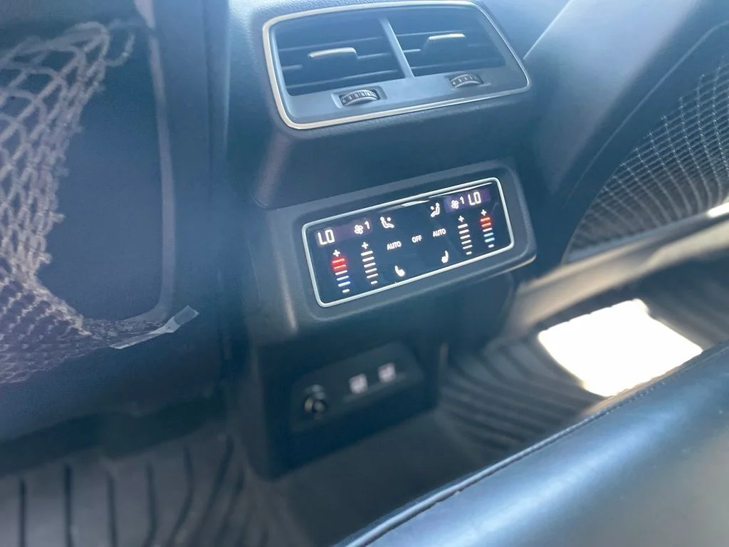 Used 2019 Galaxy Blue Metallic Audi Prestige image 22