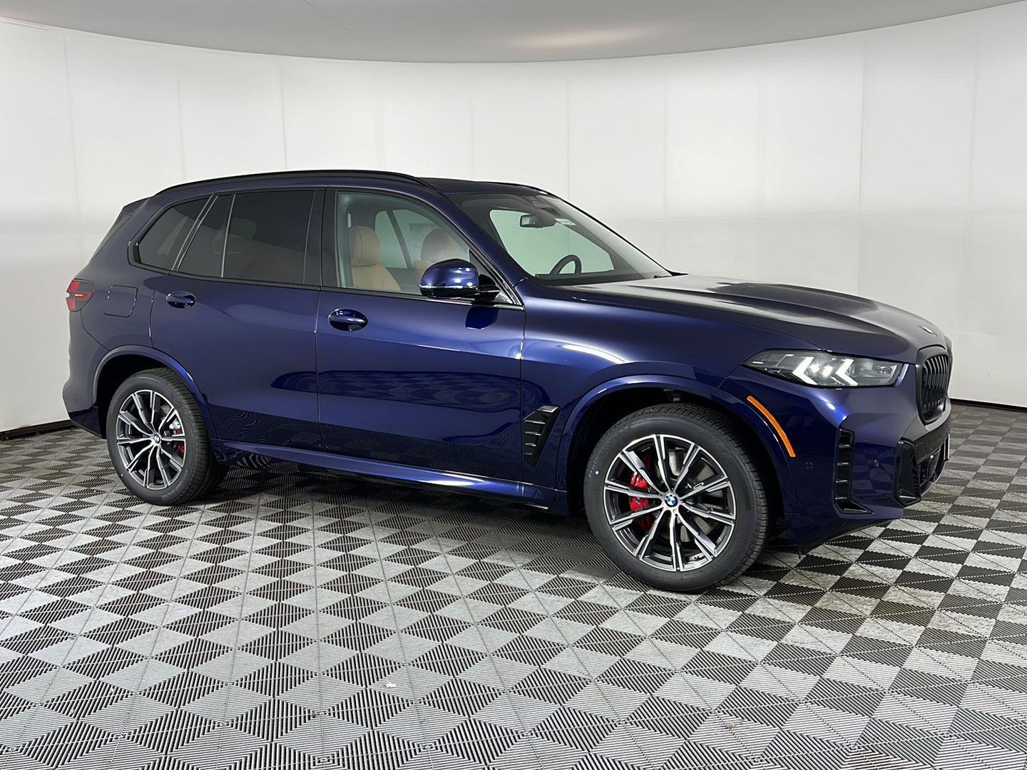 New 2026 Tanzanite Blue II Metallic BMW xDrive40i image 15