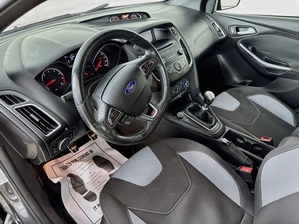 Used 2015 Magnetic Ford ST image 10