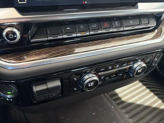 New 2026 White GMC SLE image 22