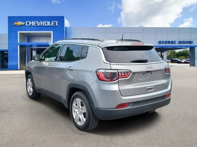 2022 Jeep Compass Latitude - Photo 3