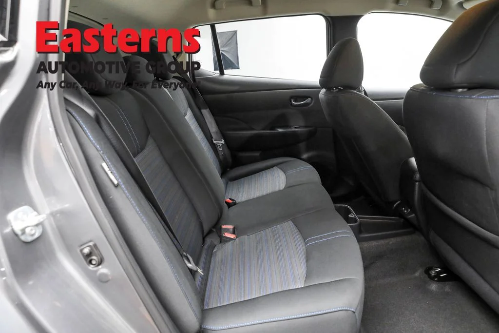 Used 2024 Gray Nissan S image 22
