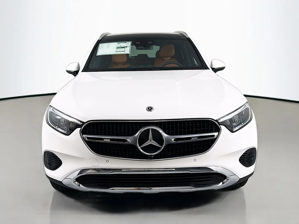 New 2026 Polar White Mercedes-Benz GLC 300 image 6