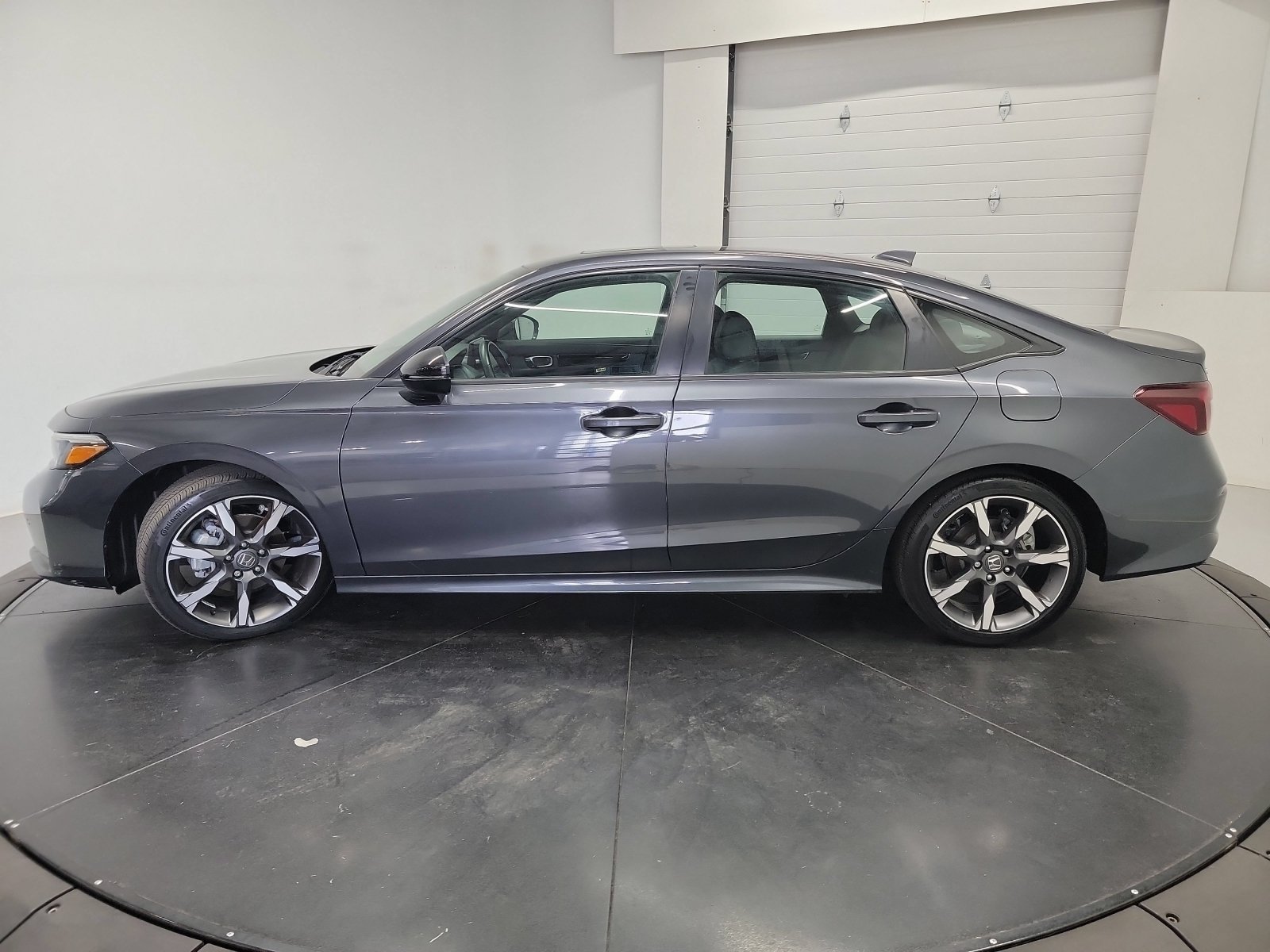 Certified Used 2025 Meteorite Gray Metallic Honda Sport Touring image 5