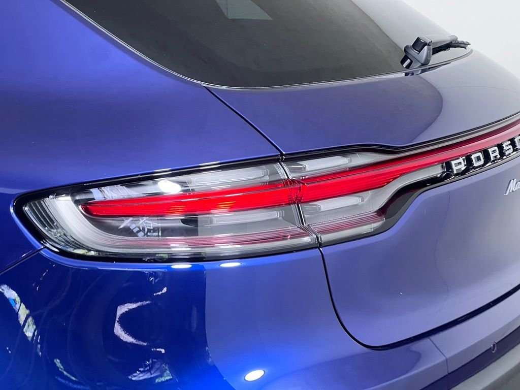 New 2026 Gentian Blue Metallic Porsche  image 14