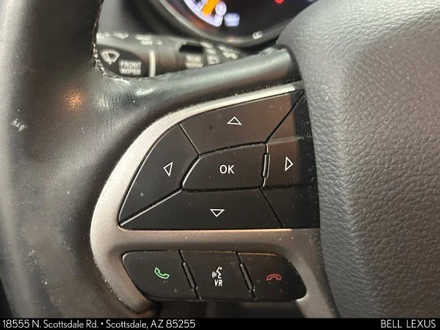 Used 2019 Gray Jeep Altitude image 27