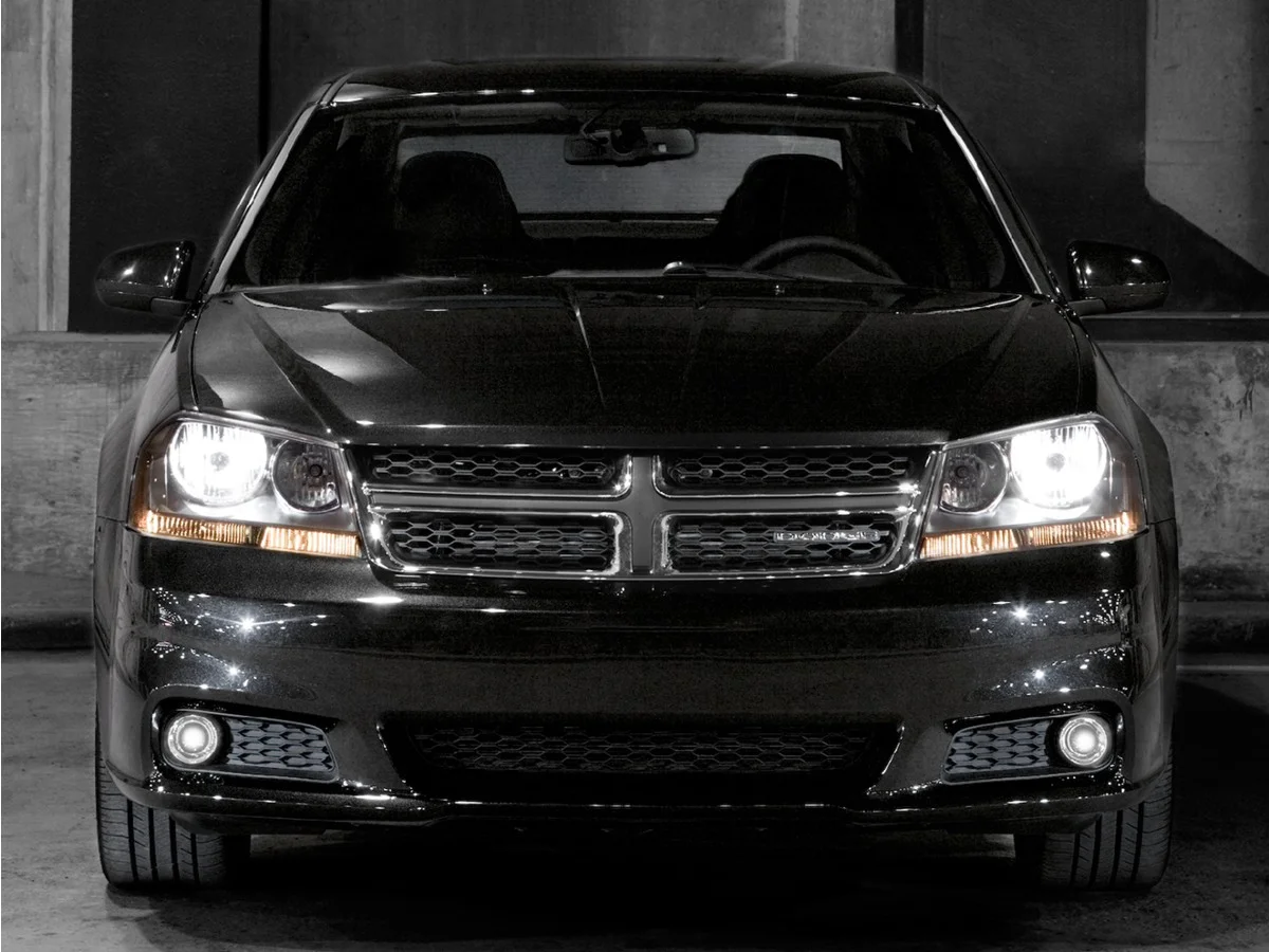 2013 Dodge Avenger SXT's photo