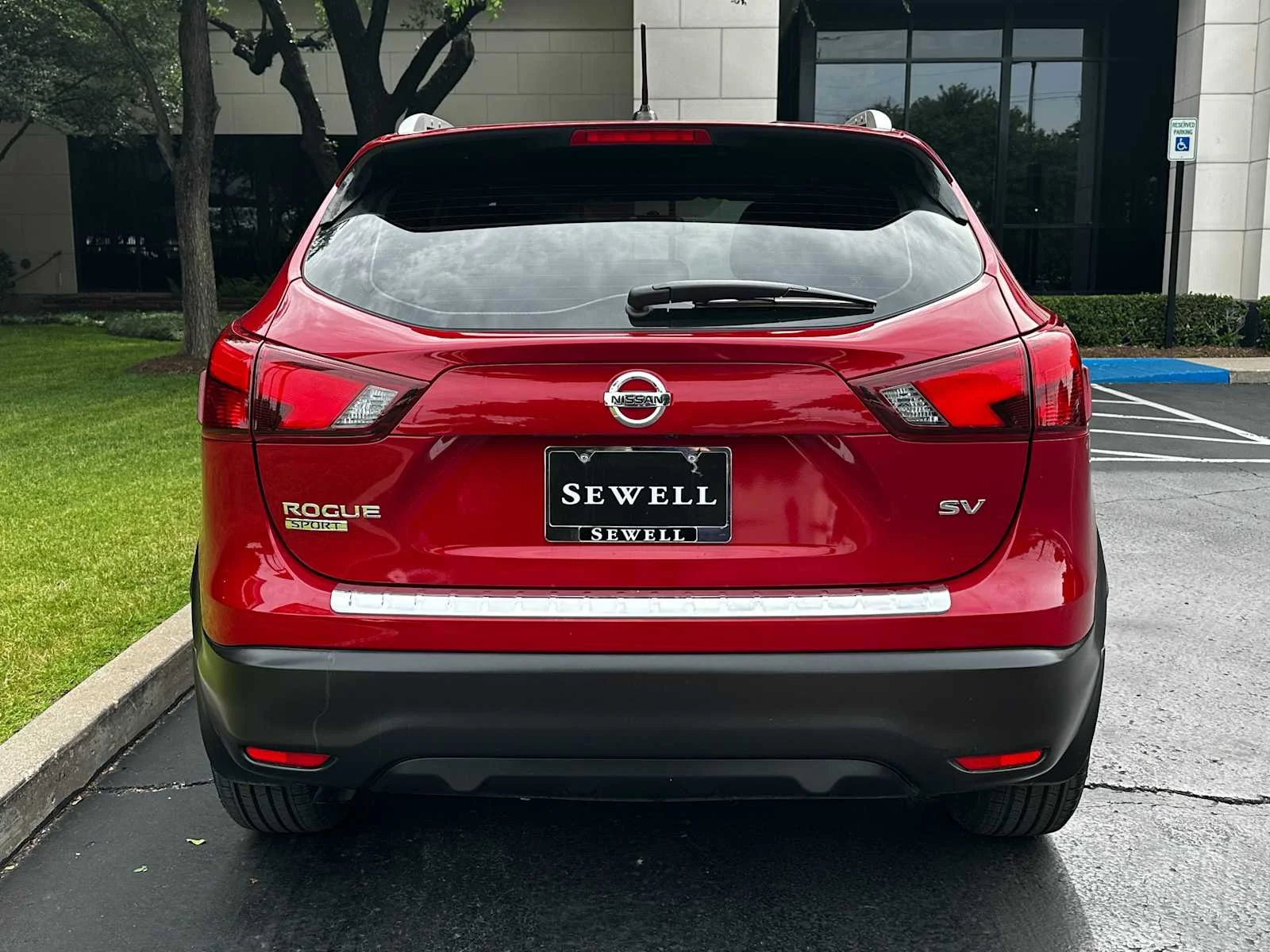 Used 2018  Nissan SV image 3