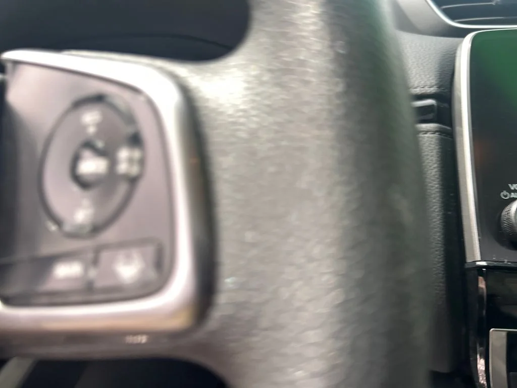 Used 2018 White Honda EX image 18