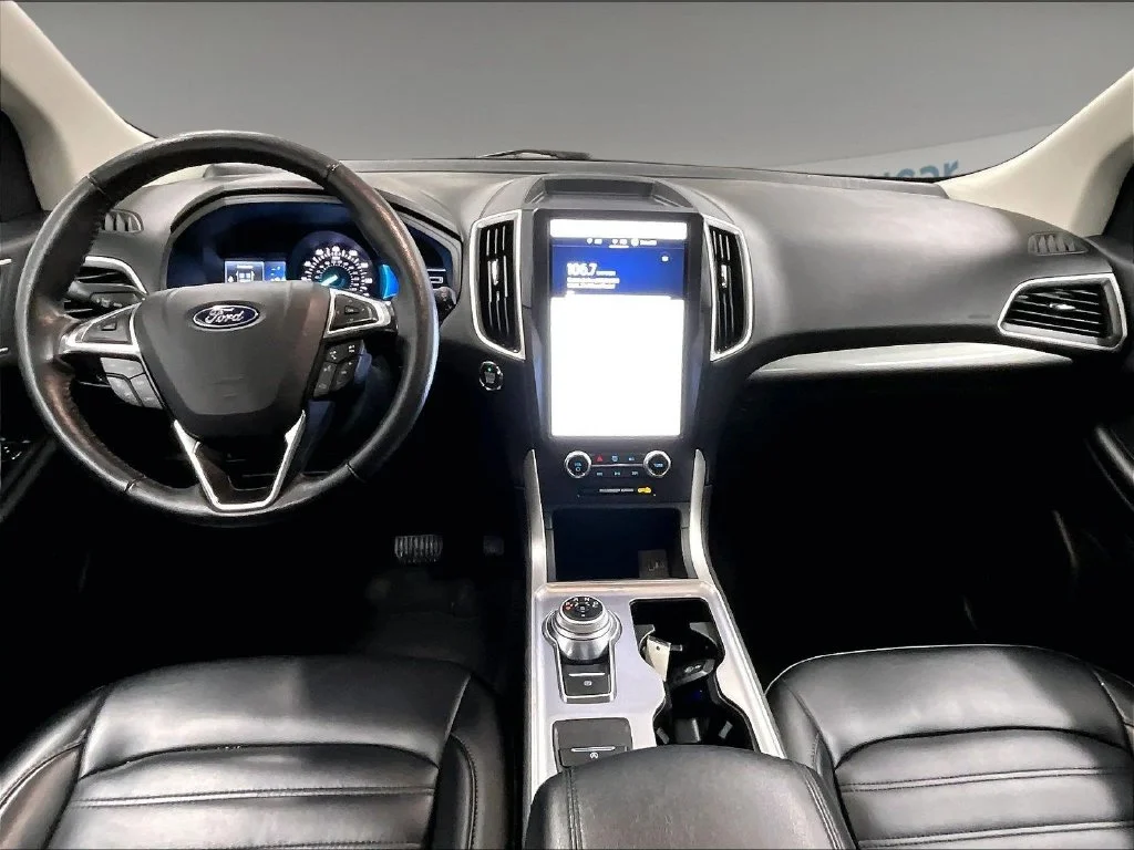 Used 2024 Gray Metallic Ford SEL image 21