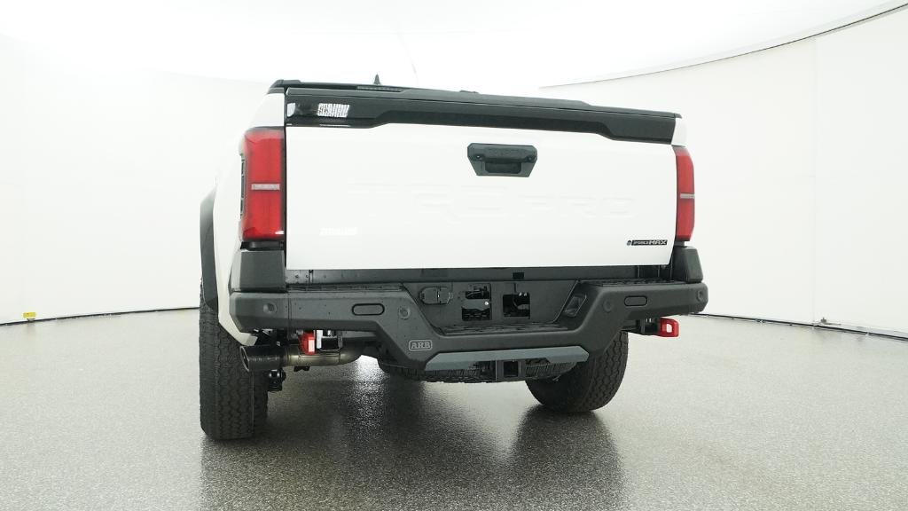 2026 Toyota Tacoma TRD Pro - Photo 12
