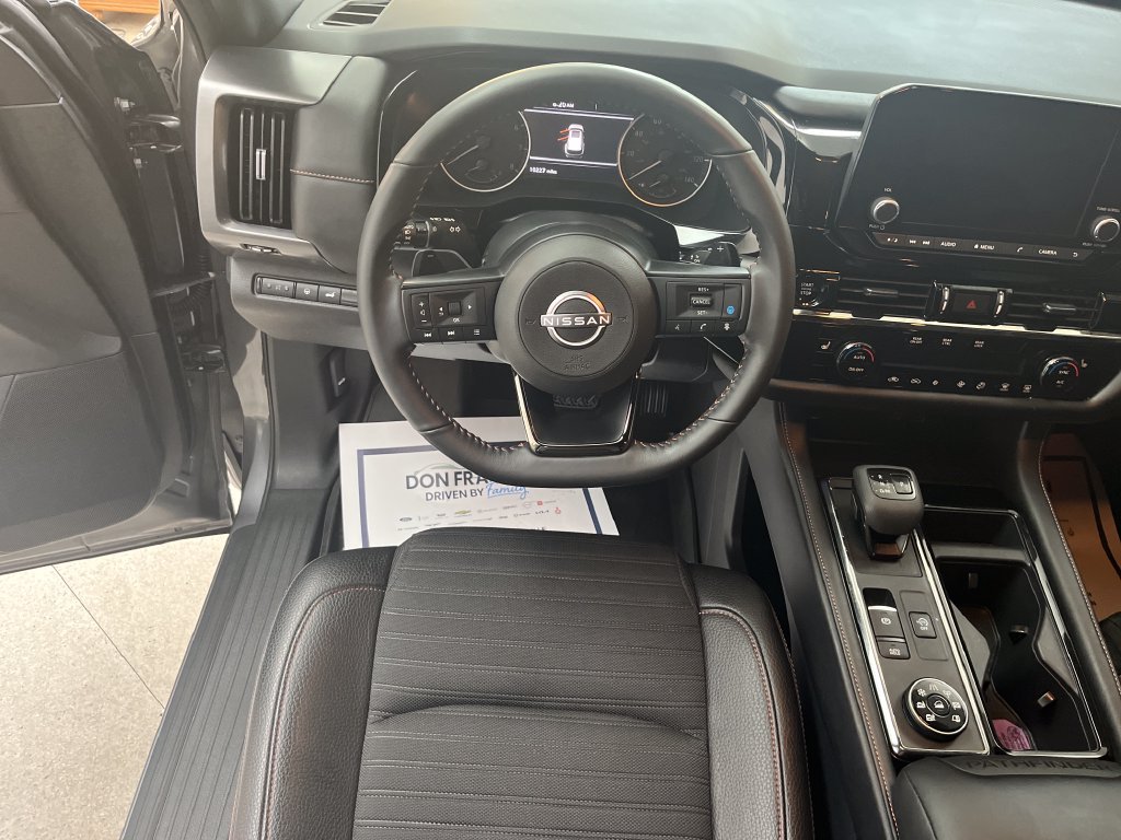Used 2025 Gray Nissan Rock Creek image 15