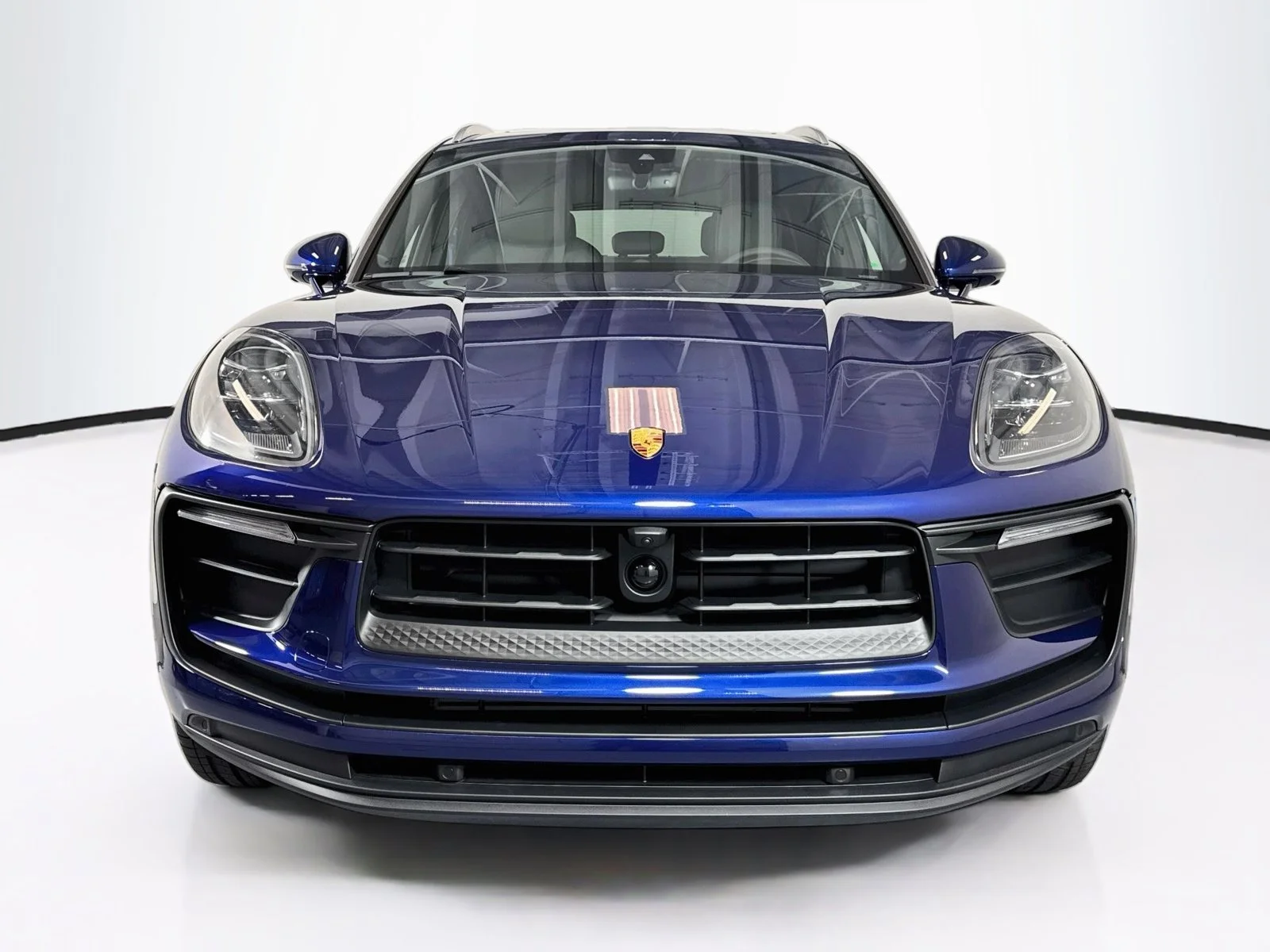 New 2026 Gentian Blue Metallic Porsche  image 6