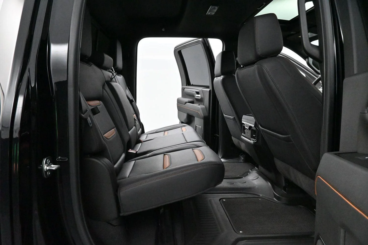 Used 2025 Onyx Black GMC AT4 image 34