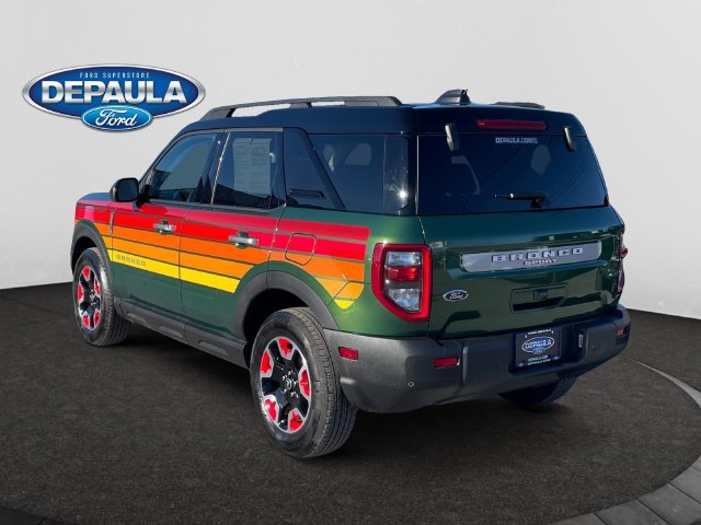 Used 2025 Green Metallic Ford Free Wheeling image 4