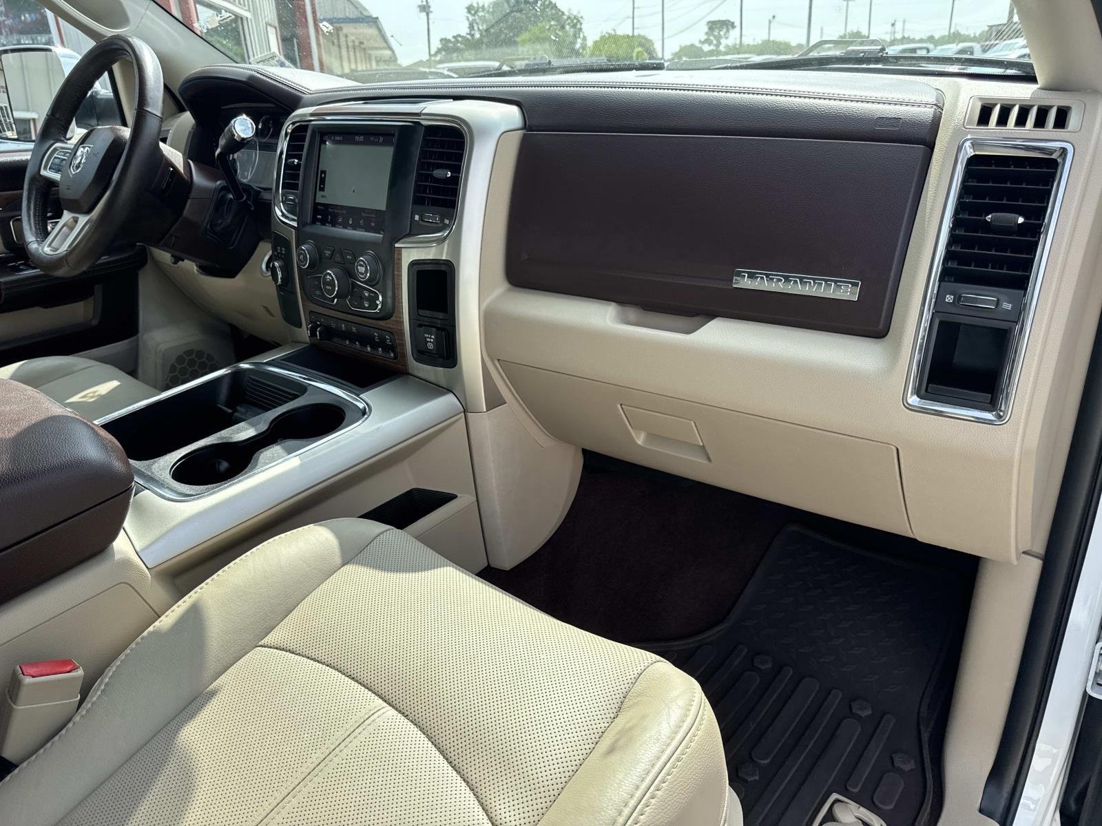 Used 2018 Bright White Clearcoat Ram Laramie image 12