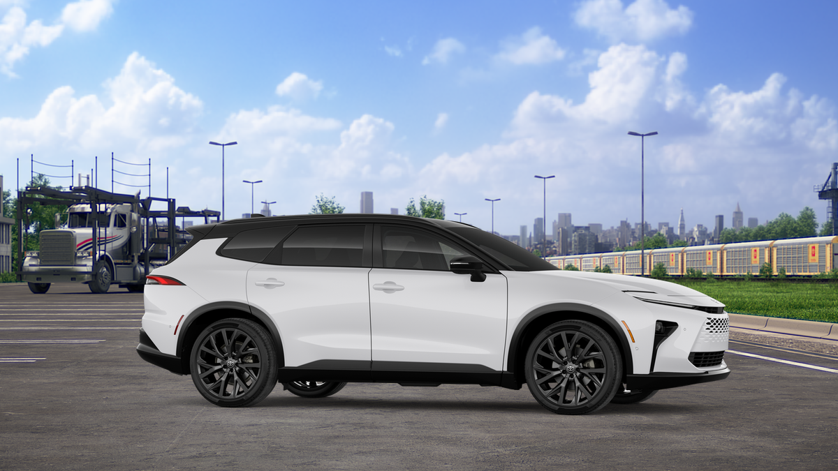 New 2026 Oxygen White with Black roof Toyota Limited image 21