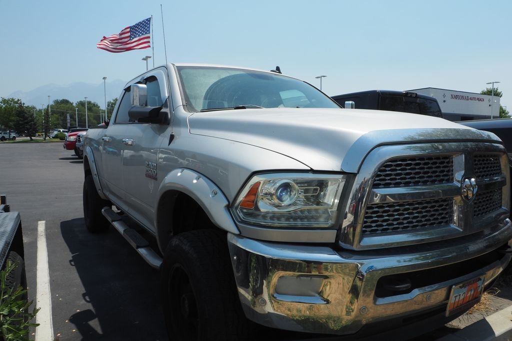 2016 RAM 2500 Laramie 4X4 Crew Cab SWB's photo
