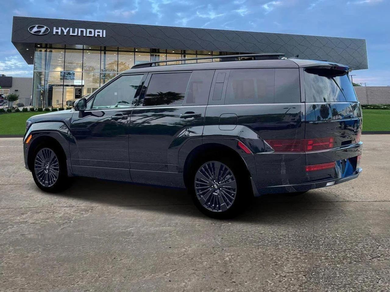 New 2026 Phantom Black Hyundai Calligraphy image 4