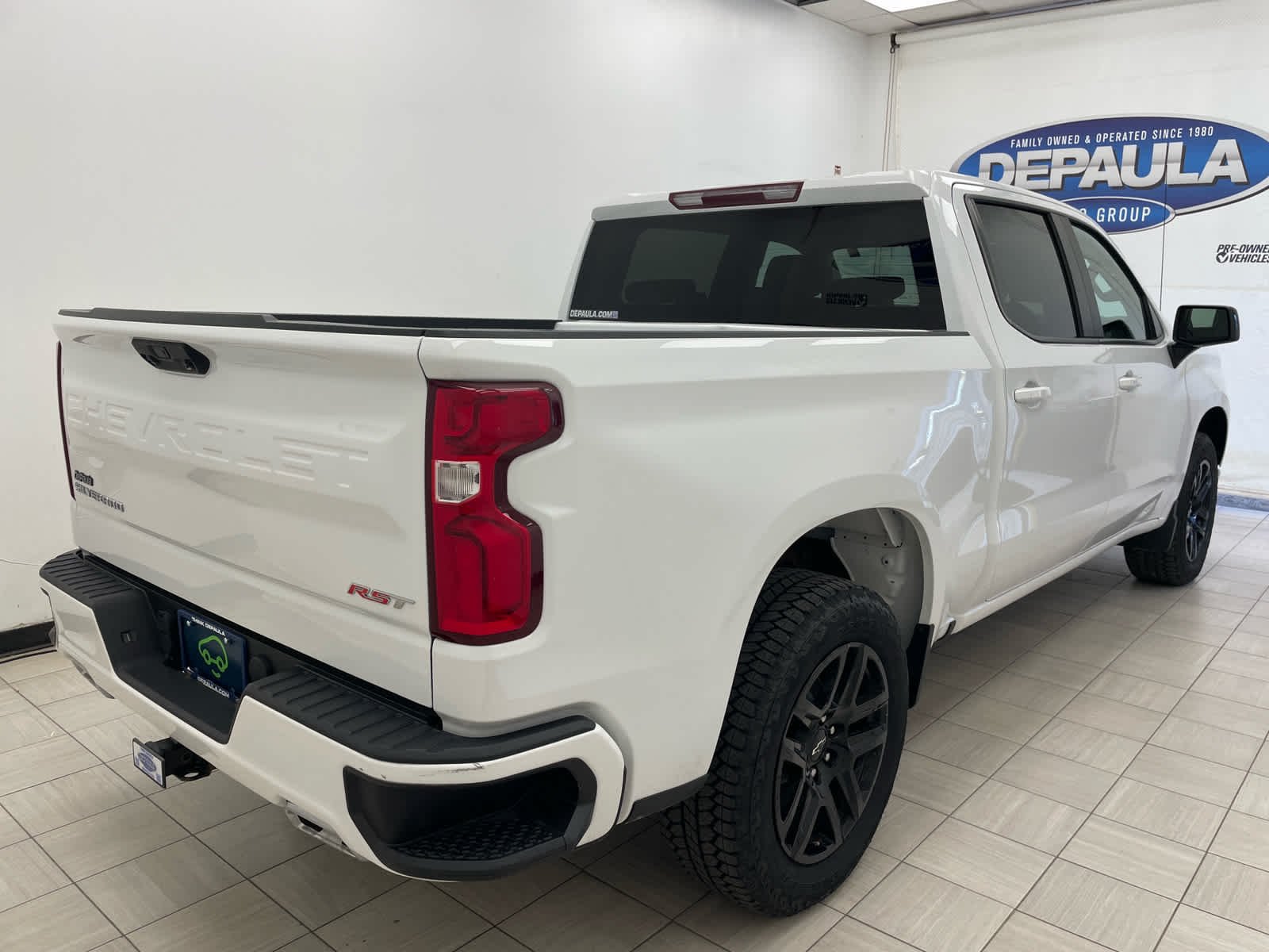 Used 2023 SUMMIT WHITE Chevrolet RST image 24