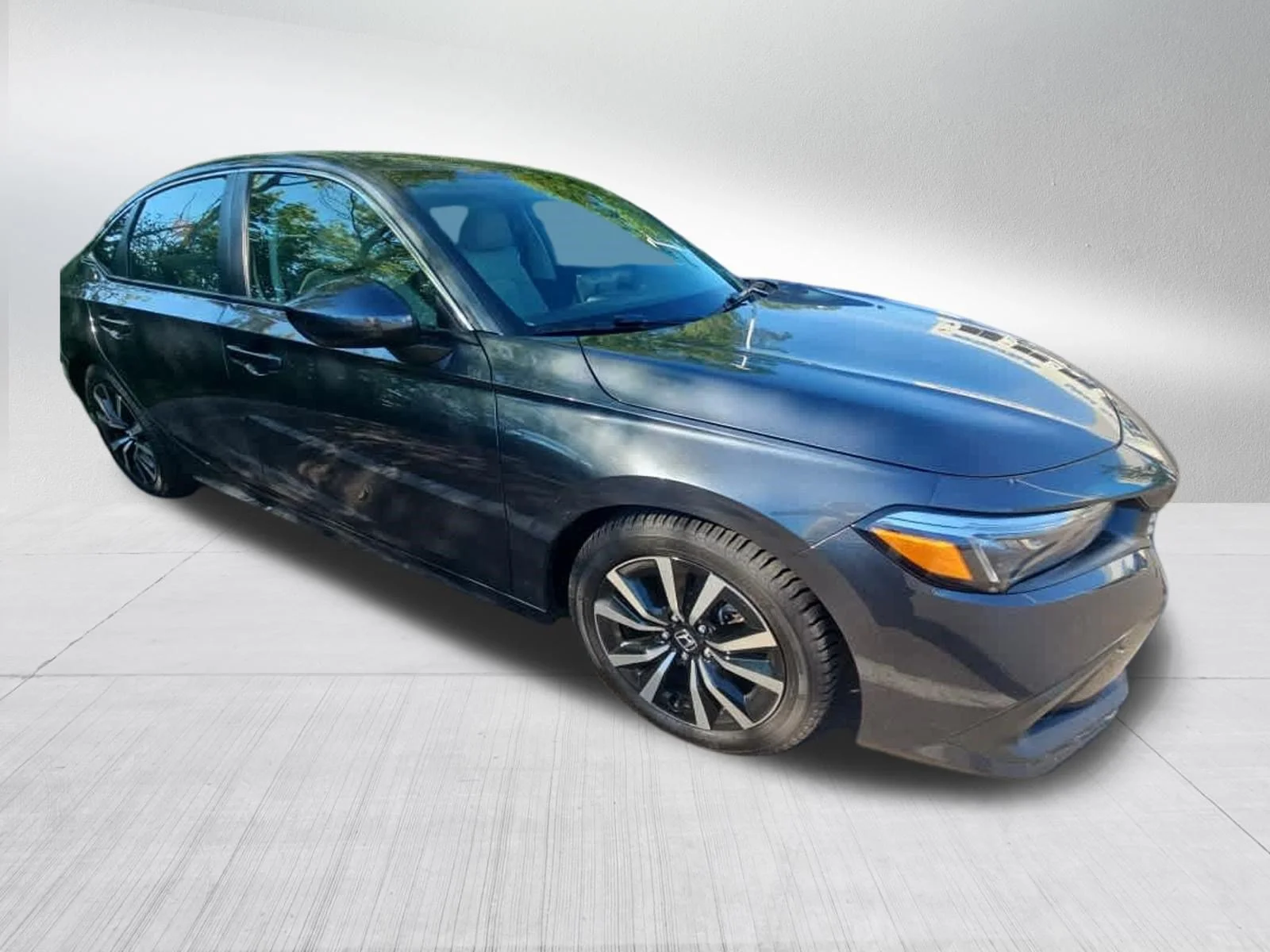 Certified Used 2024 Meteorite Gray Metallic Honda EX image 3