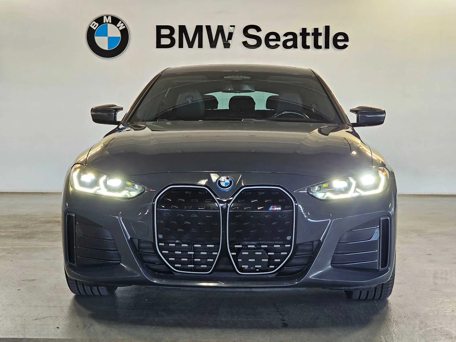 Certified Used 2023 Dravit Grey Metallic BMW M50 image 6