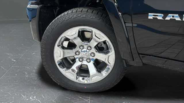New 2026 Diamond Black Crystal Pearlcoat RAM Big Horn/Lone Star image 36
