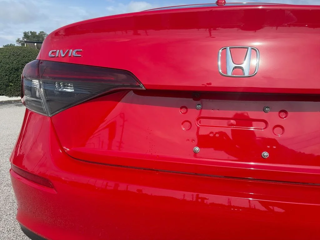 2025 Honda Civic LX - Photo 30