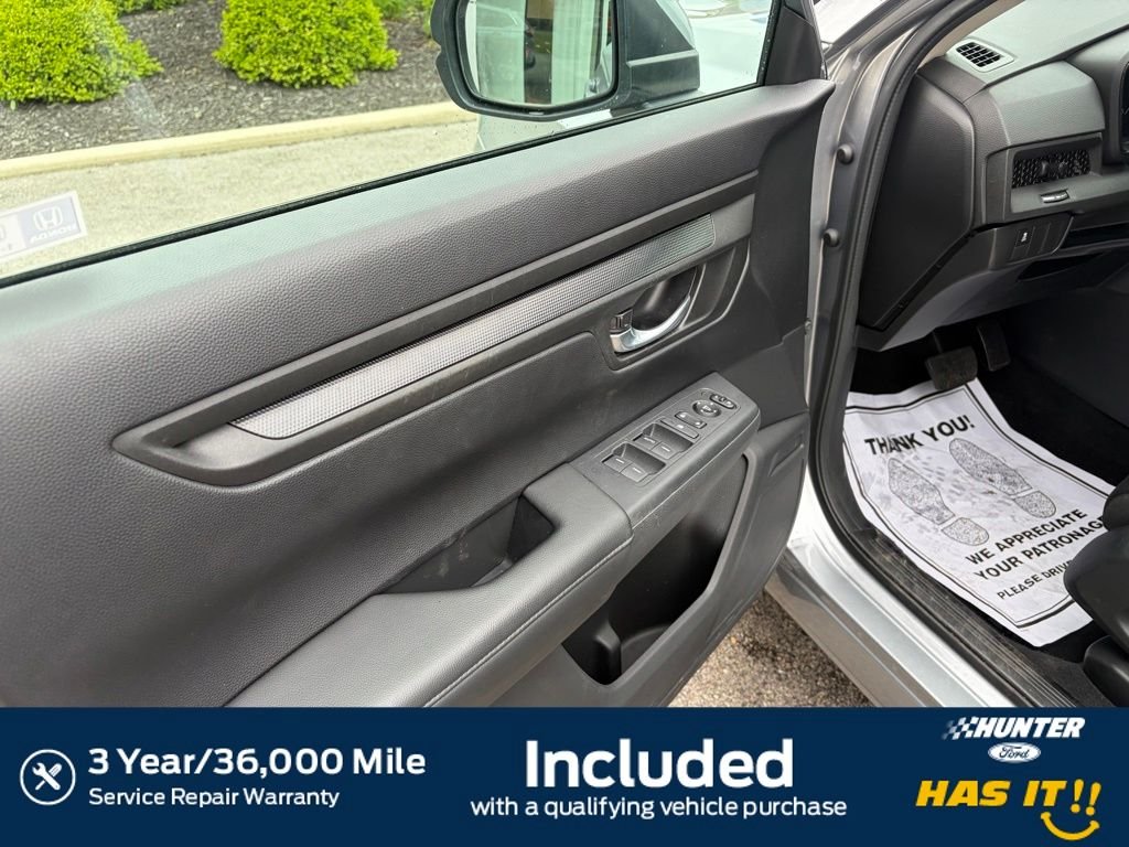 Used 2023 Lunar Silver Metallic Honda LX image 4