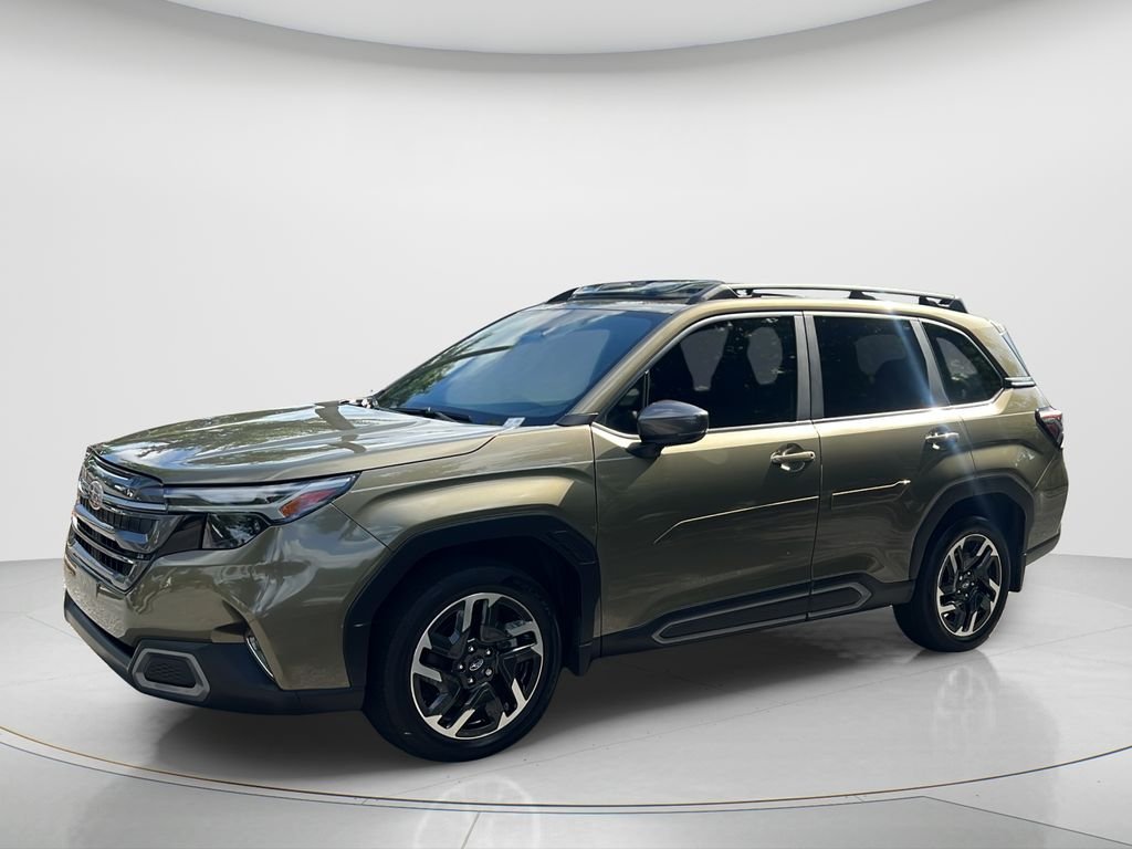 2025 Subaru Forester Limited's photo
