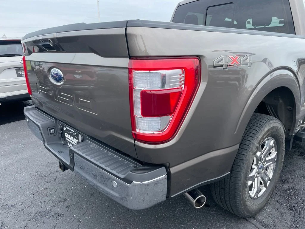 Used 2023 Stone Gray Metallic Ford Lariat image 31