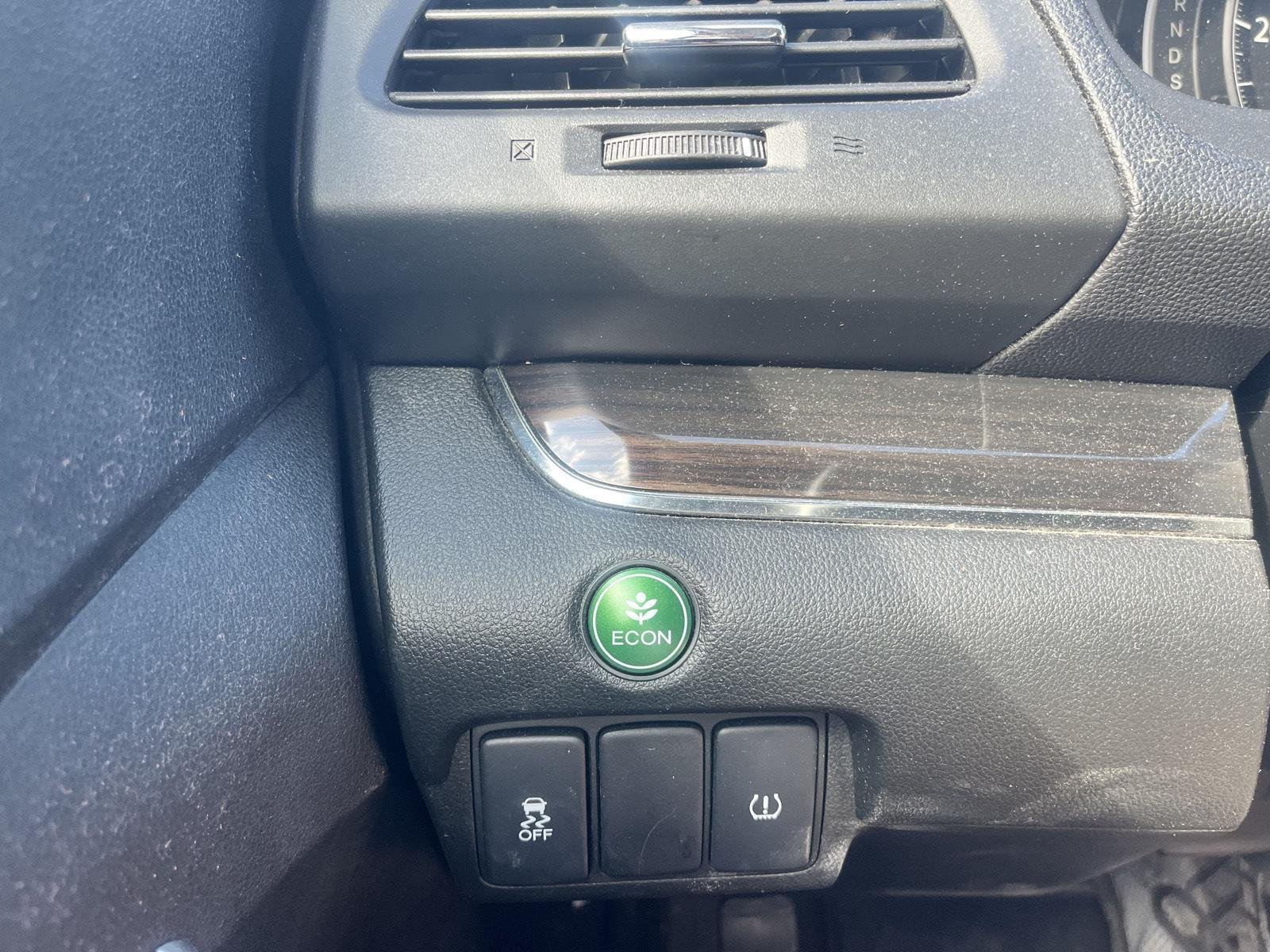 Used 2015  Honda EX-L image 34