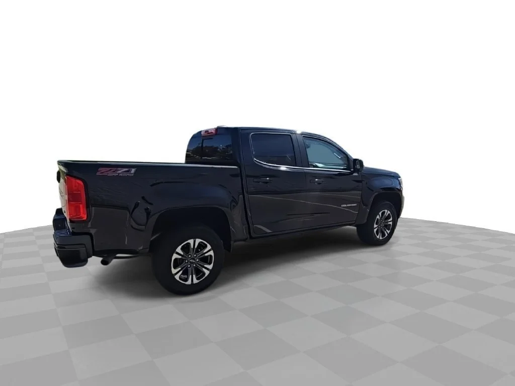 2022 Chevrolet Colorado Z71 - Photo 8