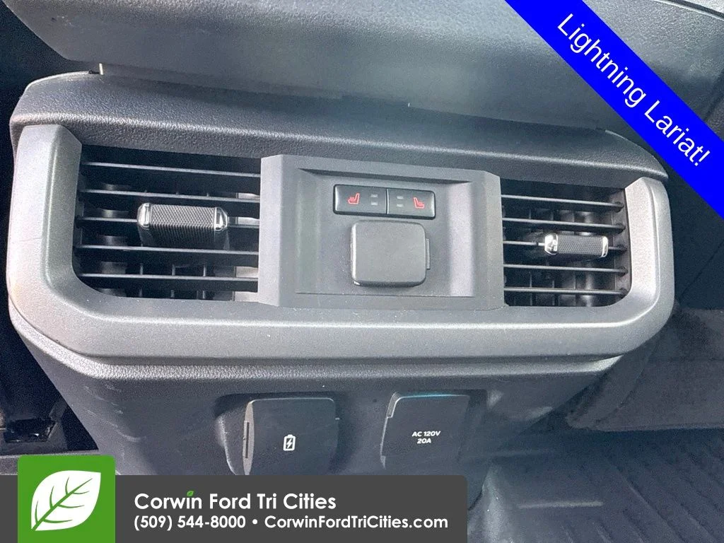 Certified Used 2022 White Metallic Ford Lariat image 8