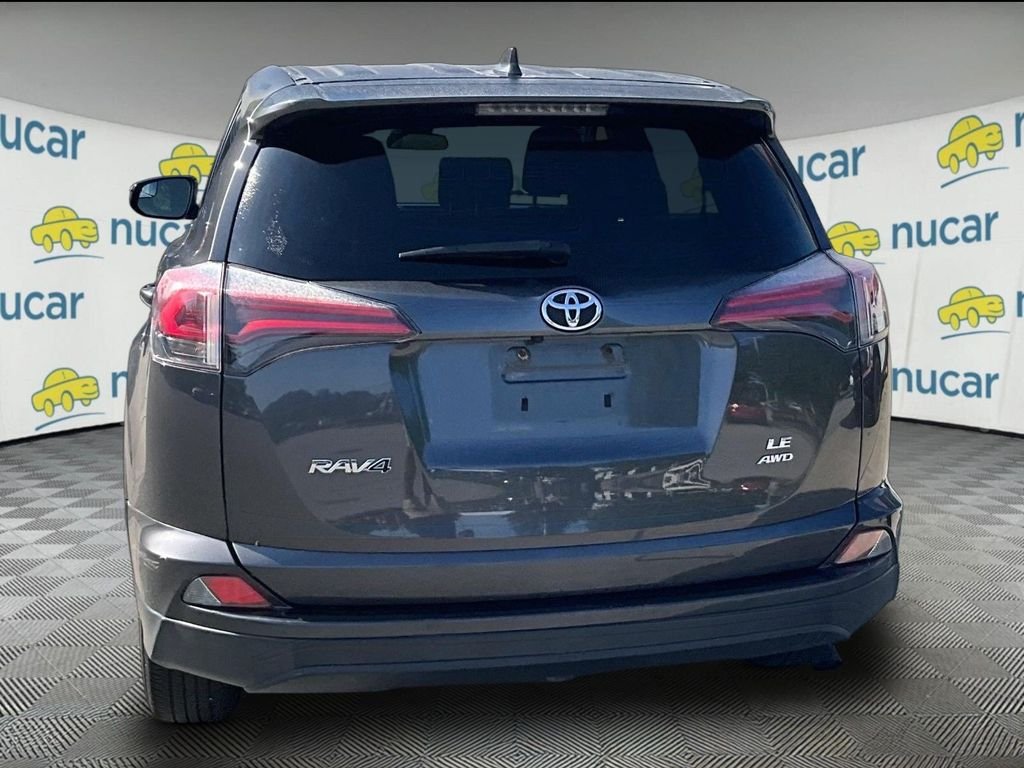 Used 2018 Gray Toyota LE image 3