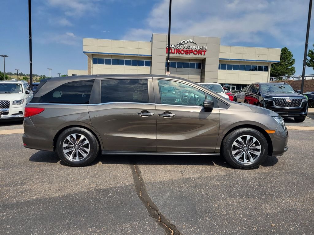 Used 2021 Gray Honda EX-L image 3