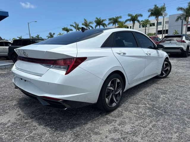 2021 Hyundai Elantra Limited