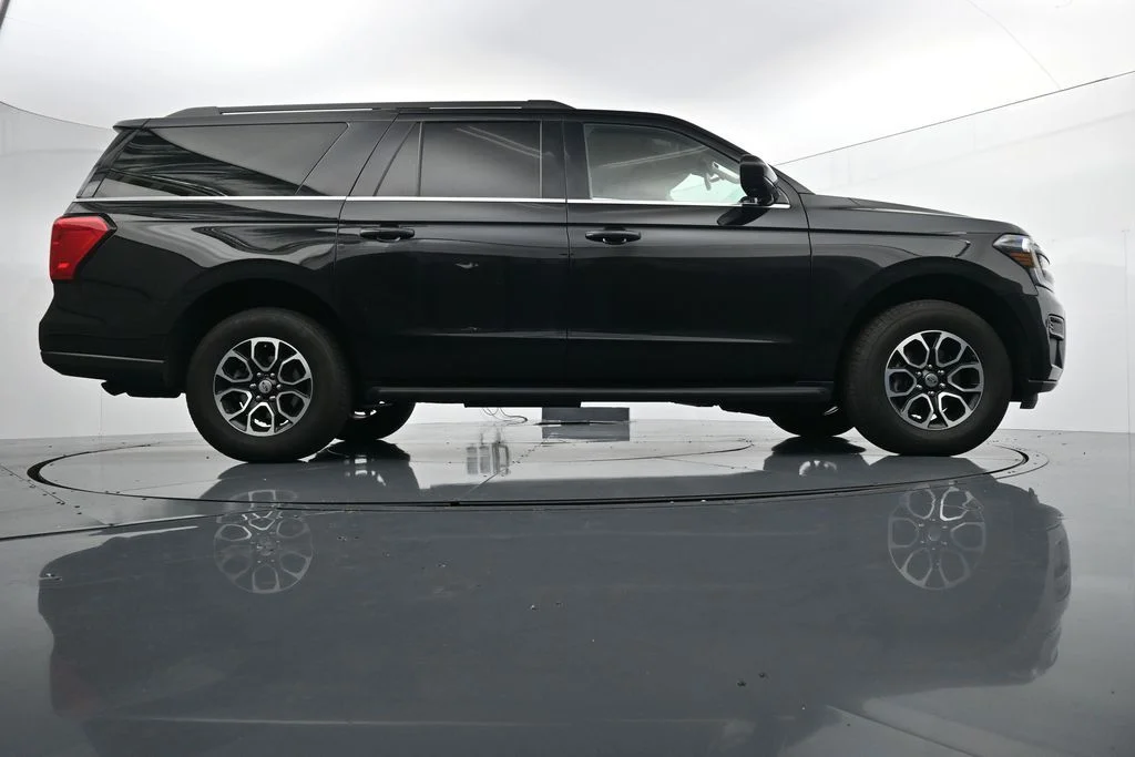 Used 2024 Black Ford XLT image 24