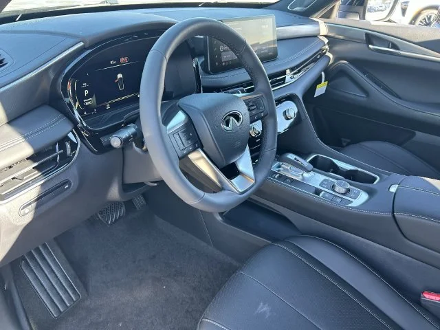 New 2027 GRAPHITE SHADOW INFINITI Luxe AWD image 19
