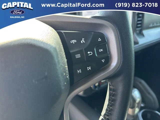 Used 2025 White Ford Badlands image 23